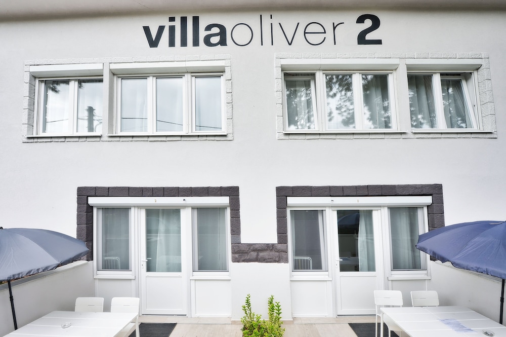 Villa Oliver 2 2/39