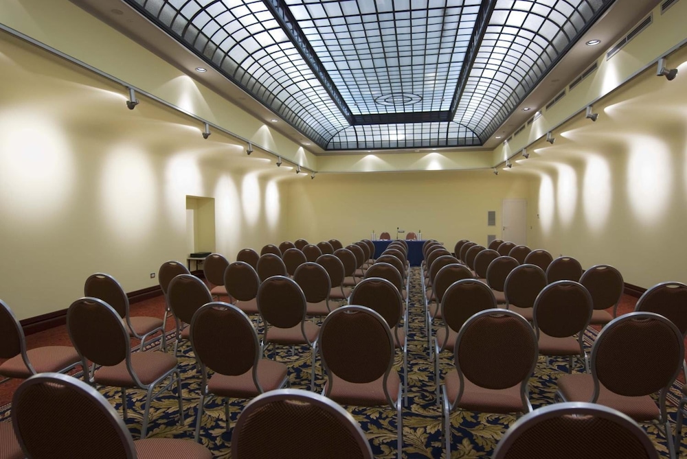 JR Hotels Oriente Bari 49/56