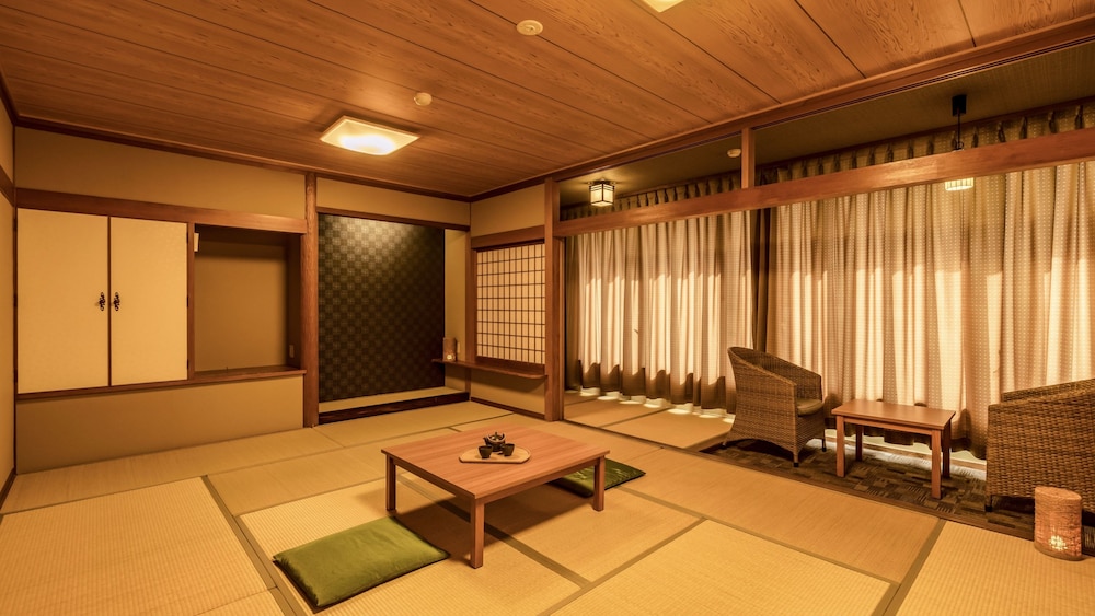 TAOYA Shirahama Senjyo 39/77