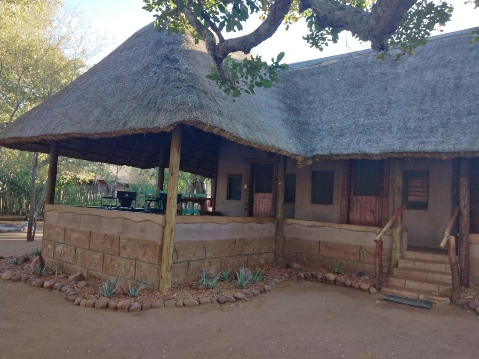 Nthakeni Bush & River Camp 1/14