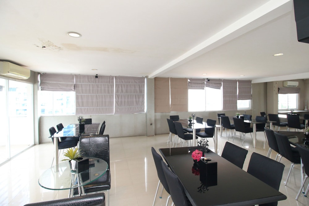 Residence 100 15/33