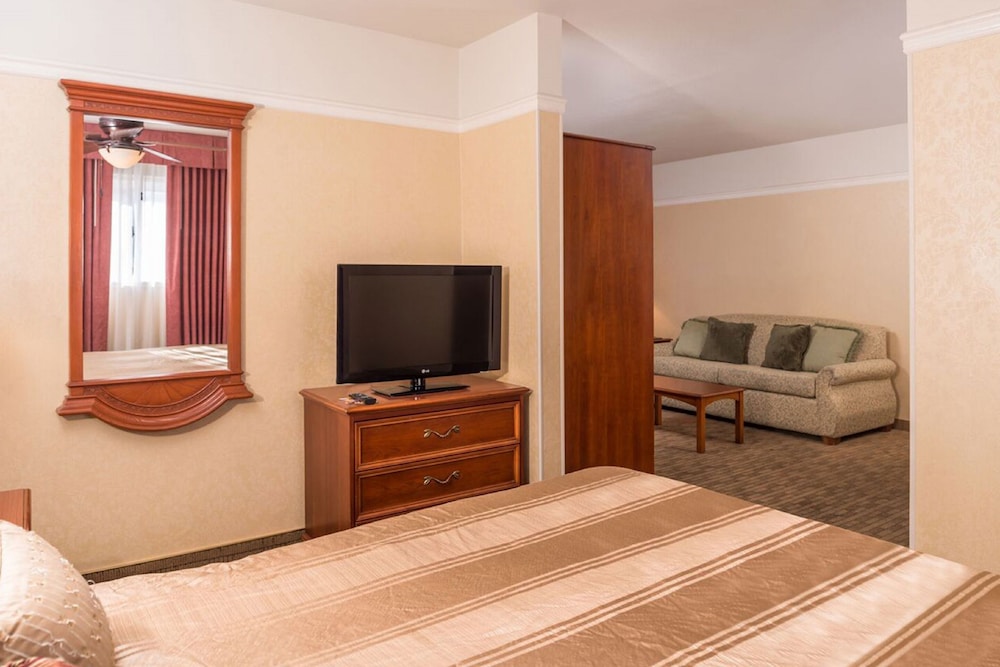 Laurel Inn & Conference Center 29/62