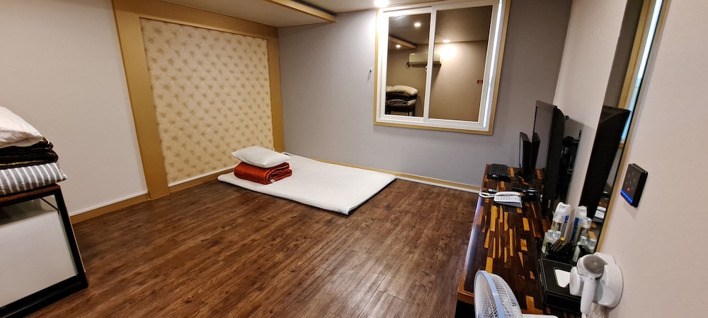 Show Motel Yangsan 29/50