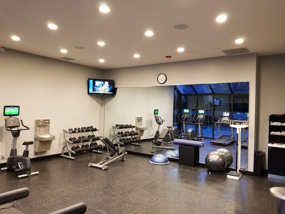 Holiday Inn Denver Lakewood 17/61