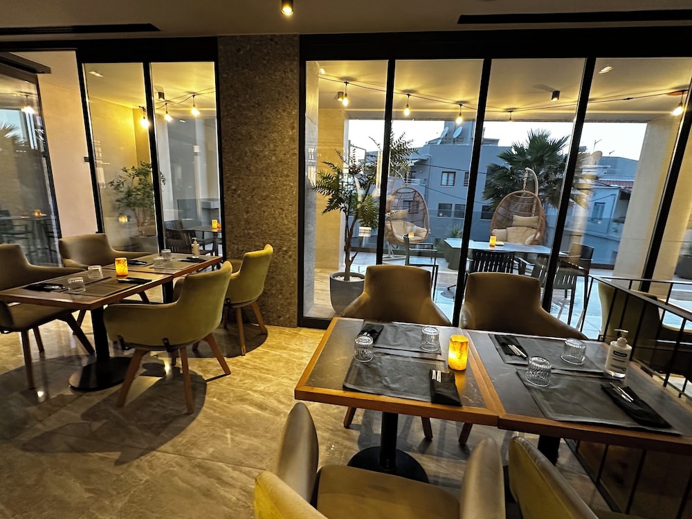 Hyperion City Hotel & Spa 53/70