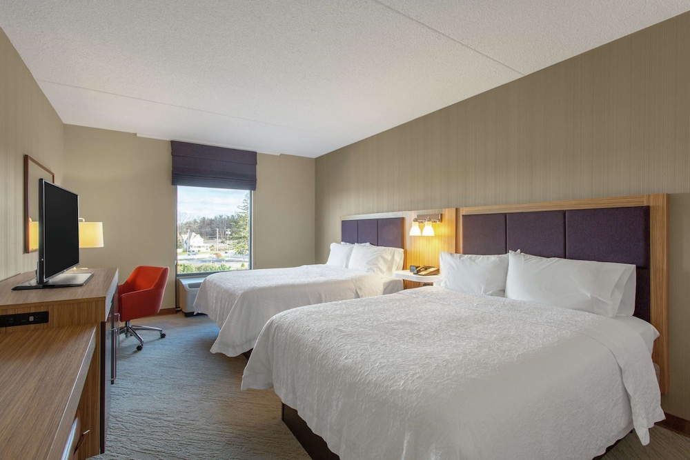 Hampton Inn & Suites Albany-Airport 11/36