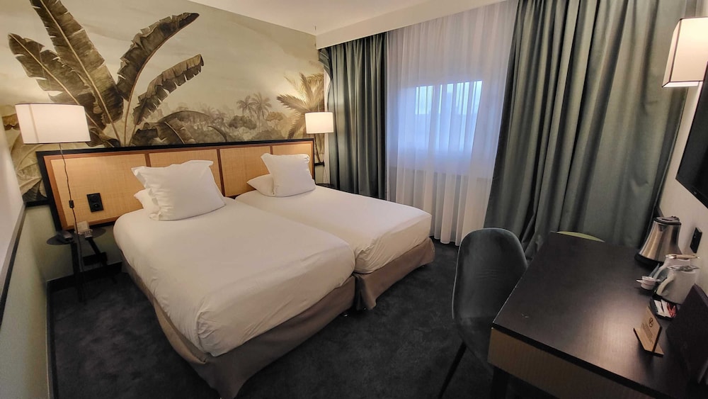 غرفة ديلوكس بسريرين منفصلين، Paris Neuilly Hotel 5/7