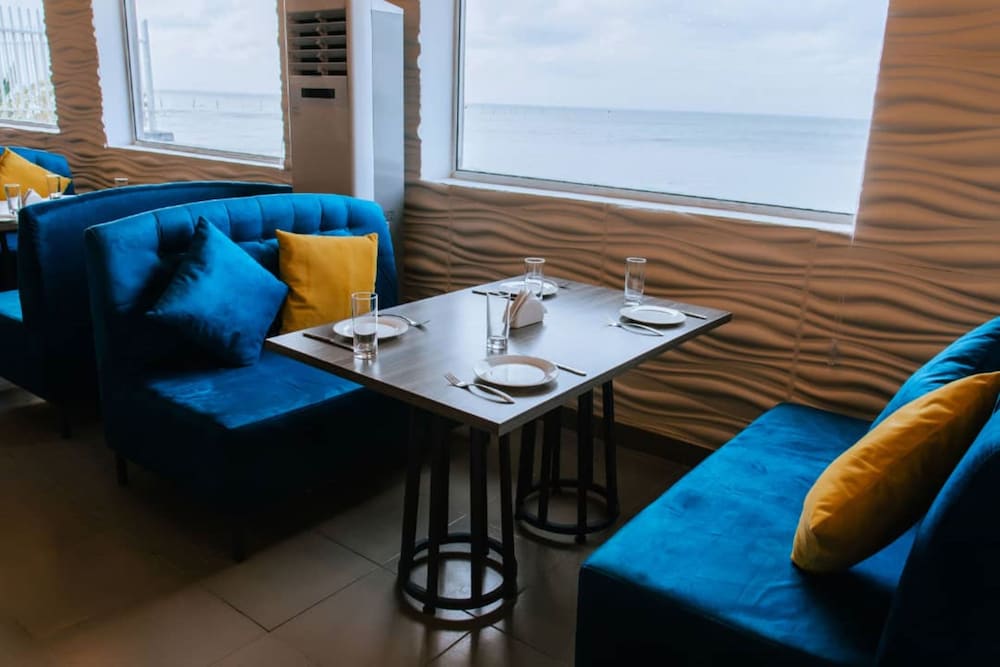 Hotel Aries Suites 18/22