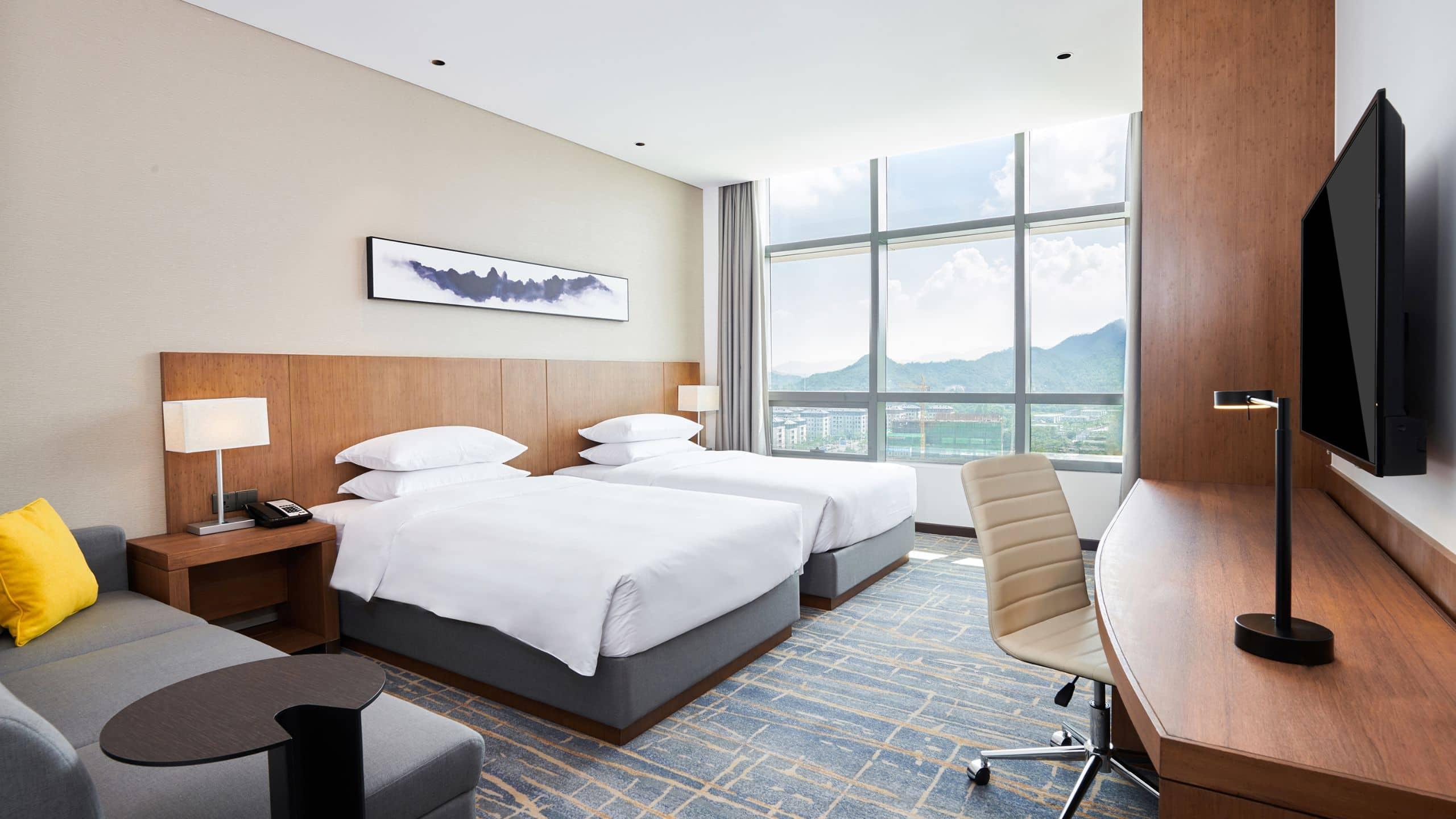 Room, Twin Beds, with View