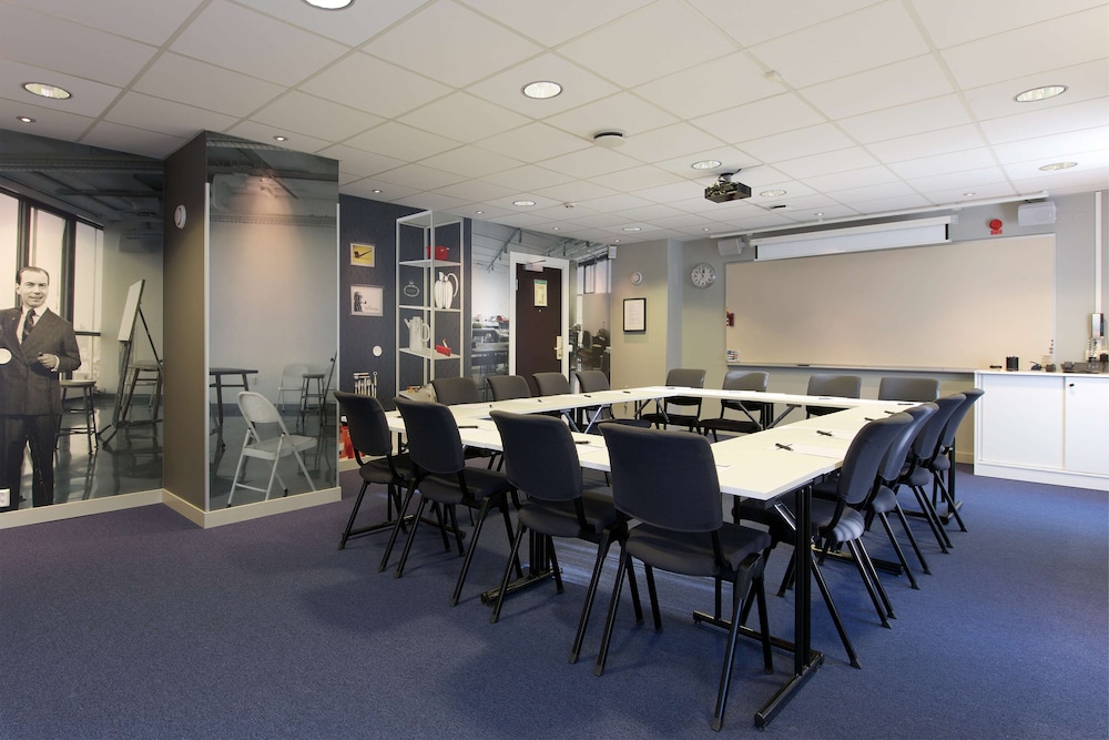 Scandic Skarholmen 59/64