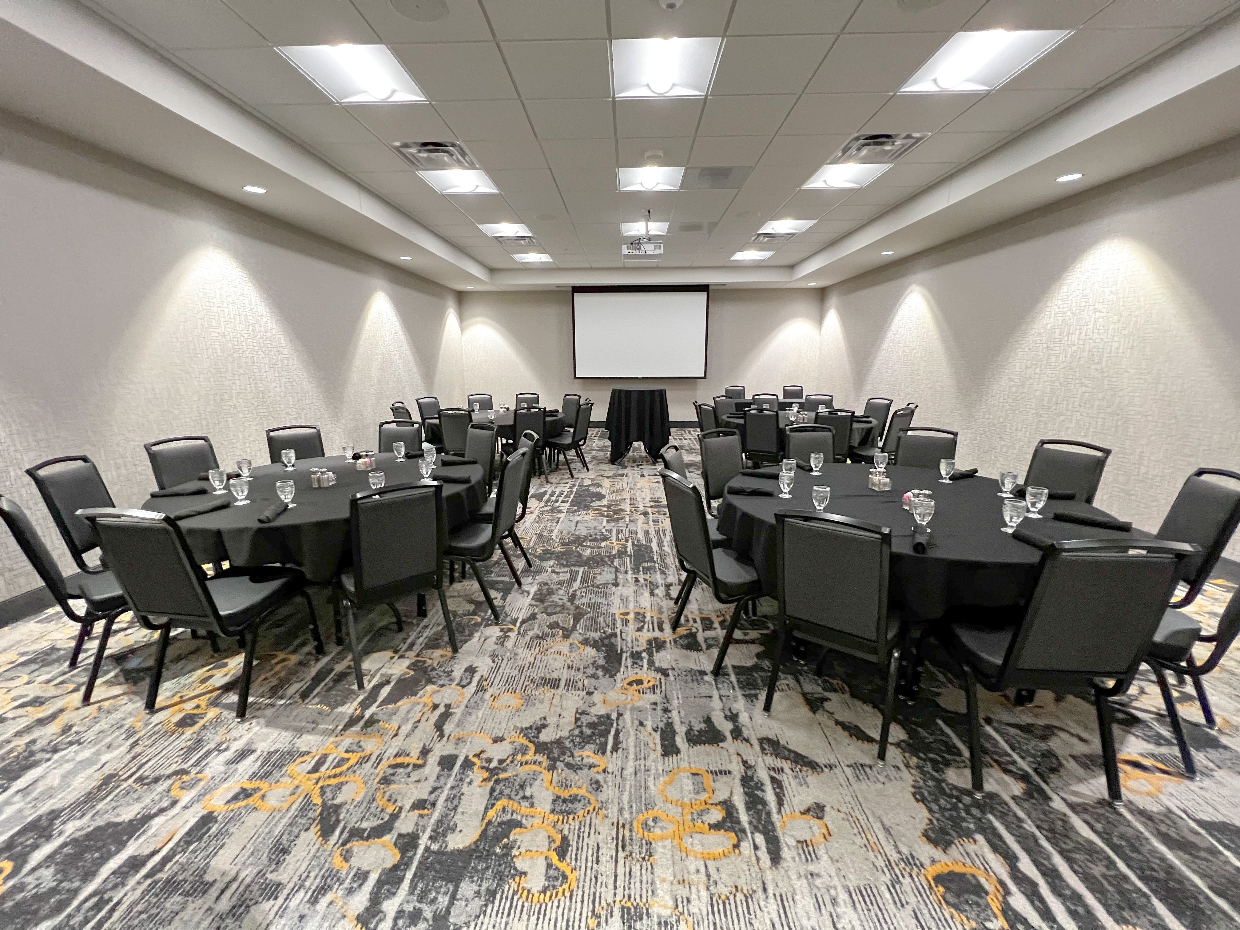 Crowne Plaza KEARNEY 64/78