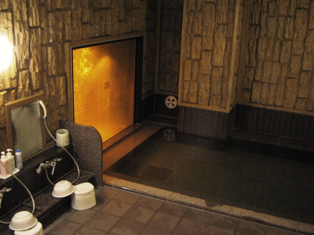 Hotel Route-Inn Shinjyo Ekimae 23/27
