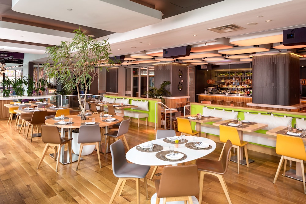 YOTEL New York Times Square, Select by Hilton 29/42