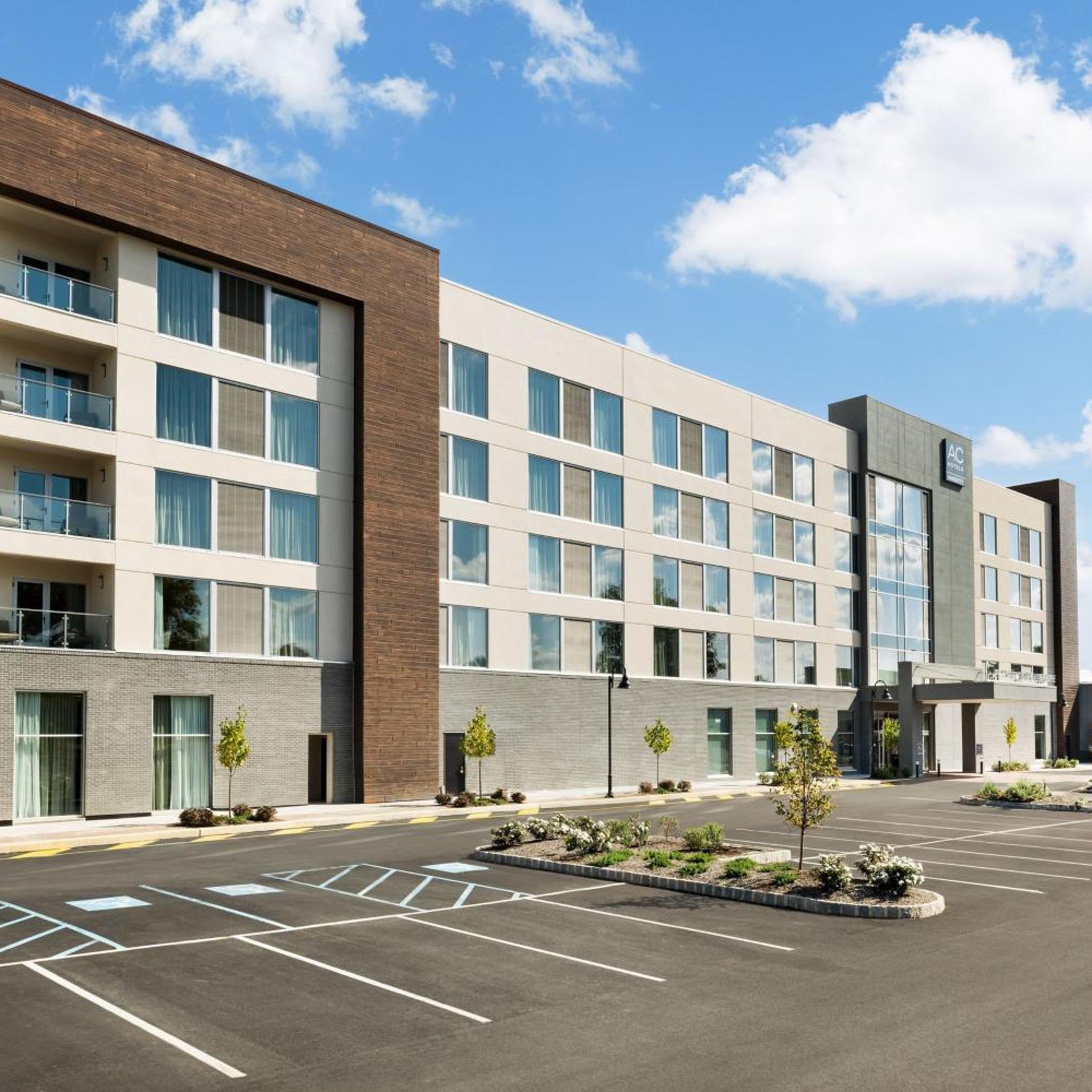 AC Hotel by Marriott Newtown Square 37/43