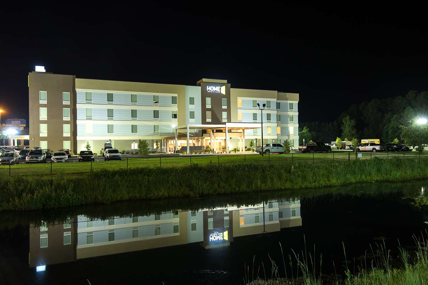 Home2 Suites by Hilton Lake City (Ex Red Roof Inn) 1/18