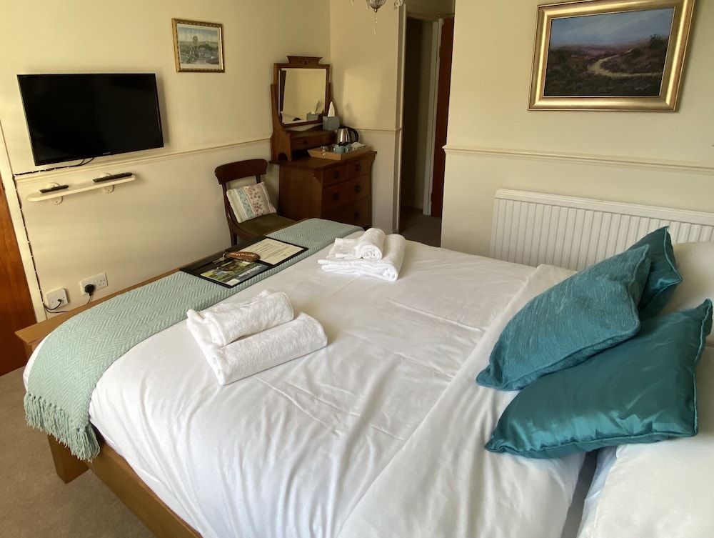 Plumpton Court 27/57