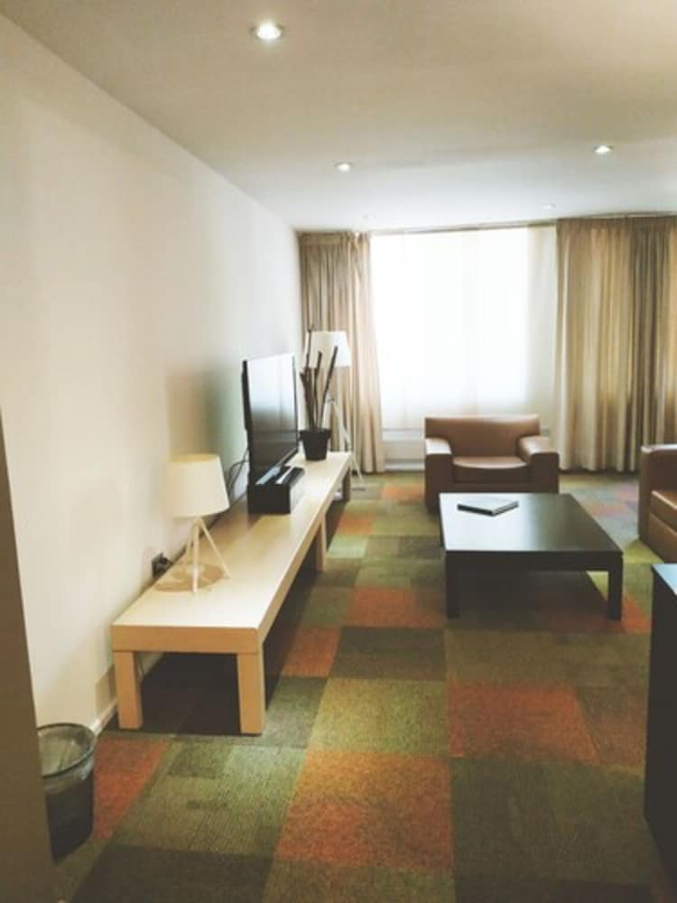 Hotel Alborada 43/57
