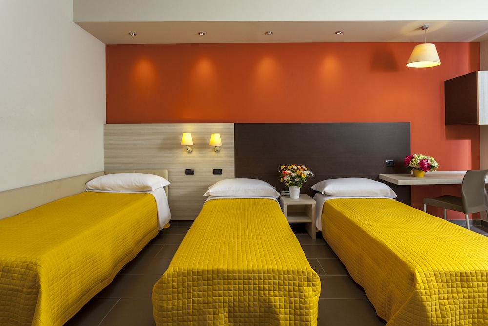 Hotel Aurora Mare 14/40