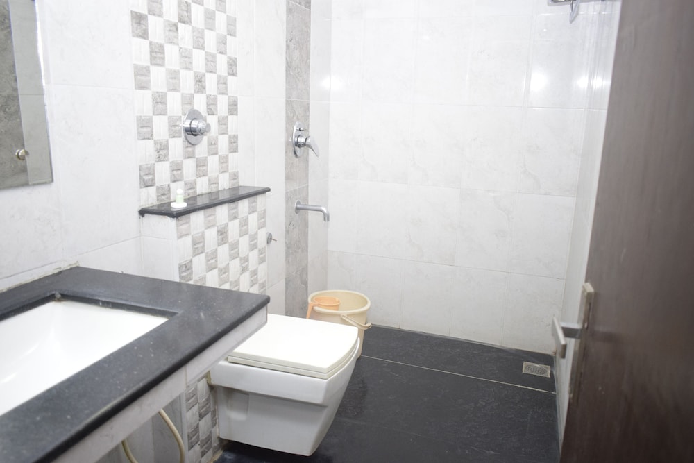 Hotel Tamizh Park 32/34