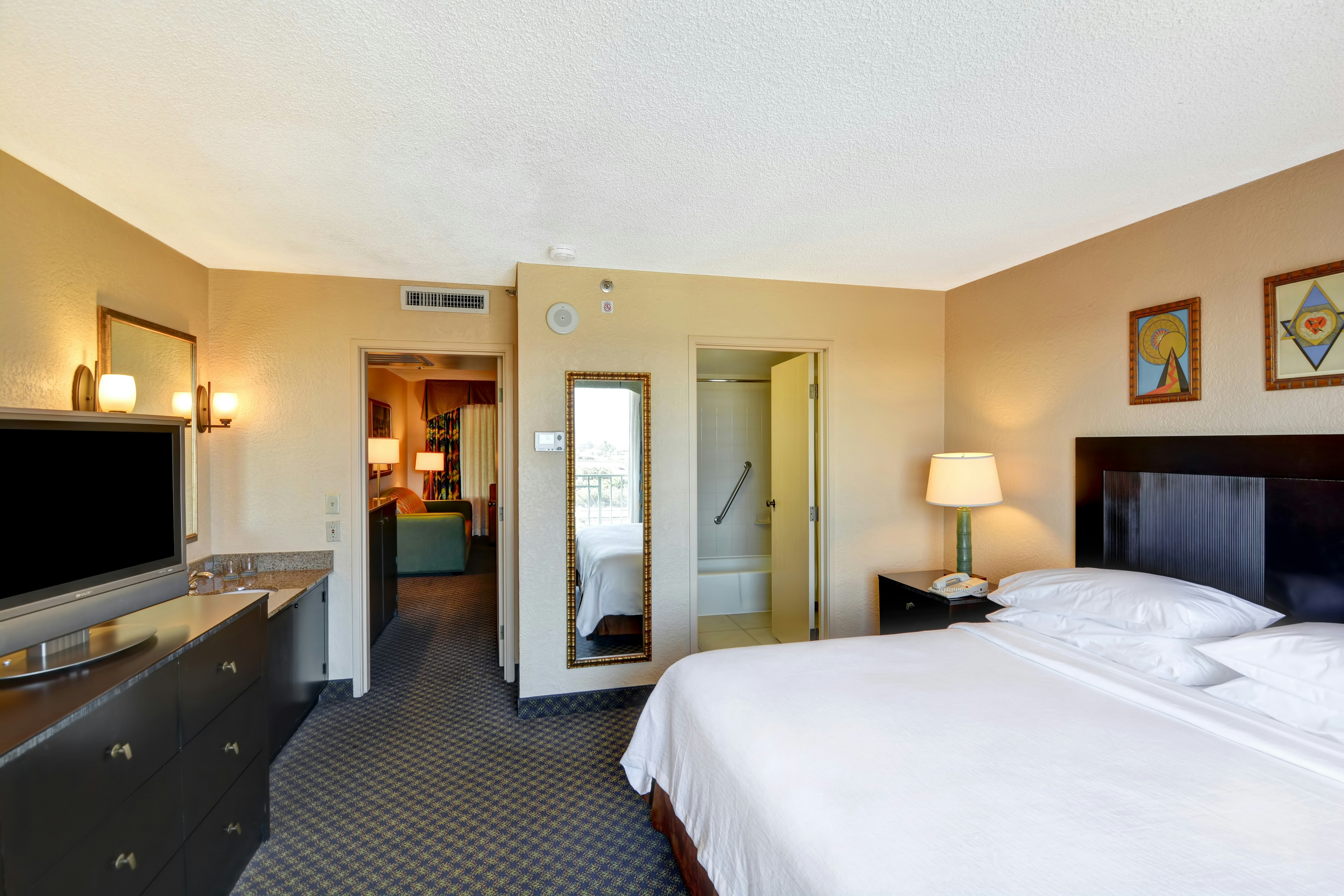 Embassy Suites by Hilton Miami International Airport 13/80