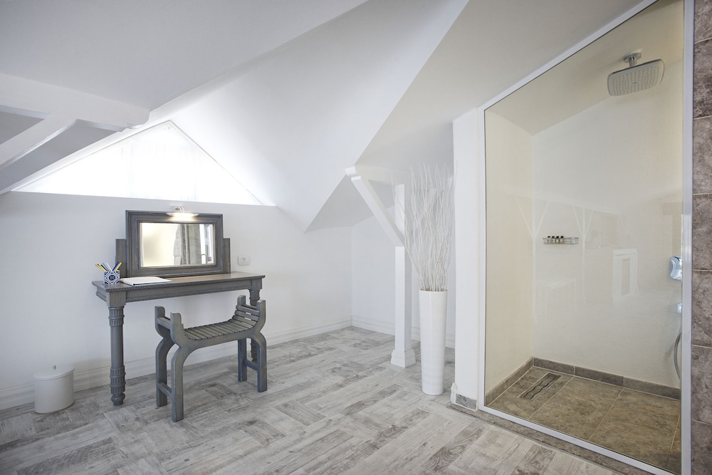 Alley Prime Hotel 28/47