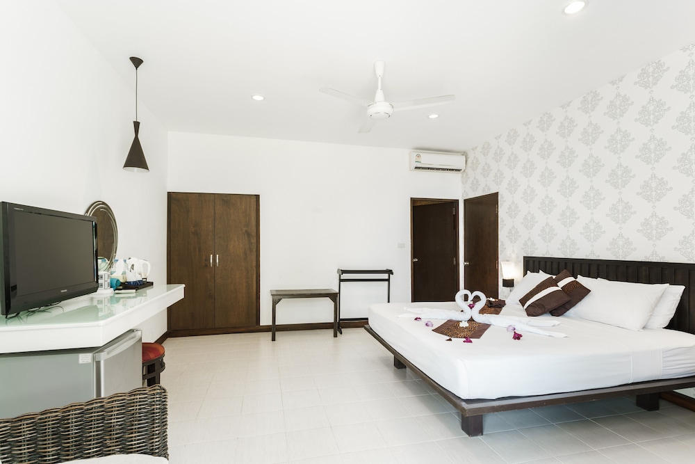 Samui Pier Beach Front Resort 33/80