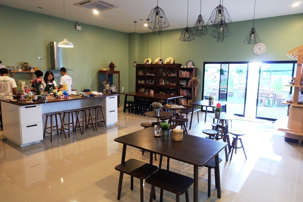 Hom Hostel & Cooking Club 29/49