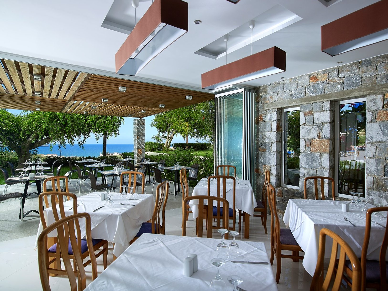 Eleftheria Hotel 31/42