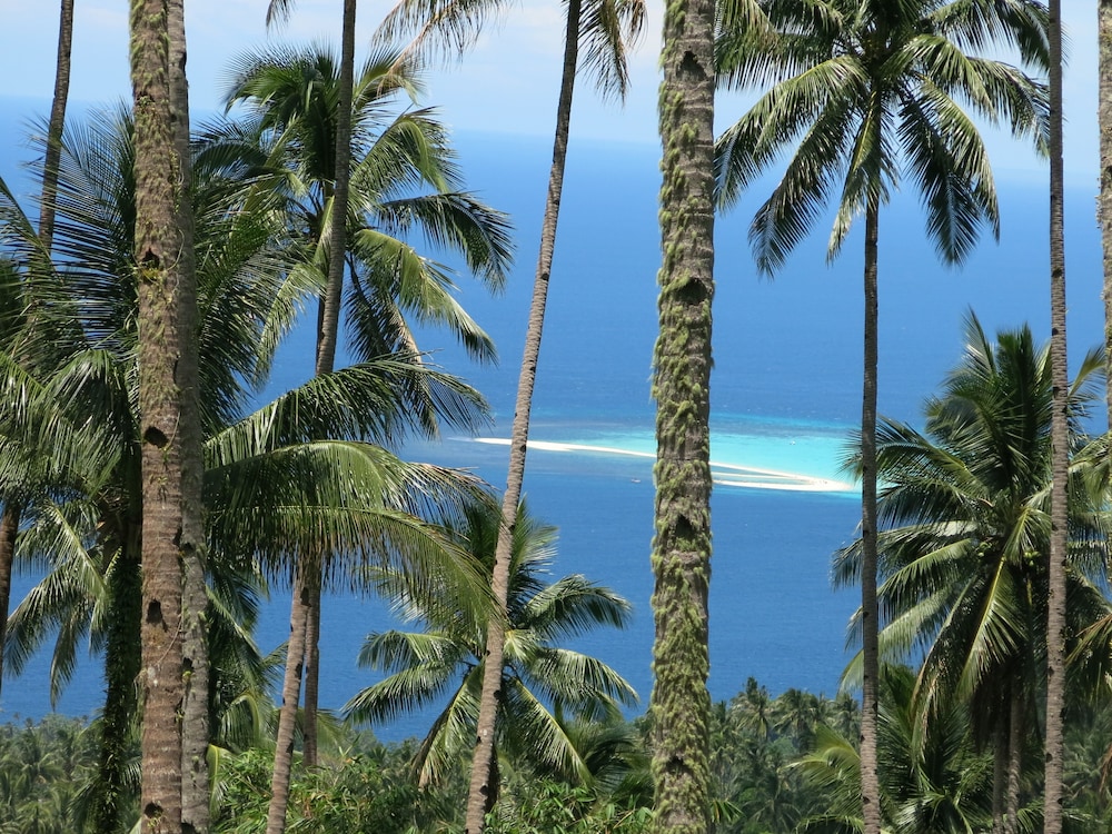 Camiguin Volcan Beach Eco Retreat Dive Resort 60/68