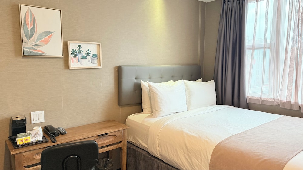 Madison LES Hotel 20/50