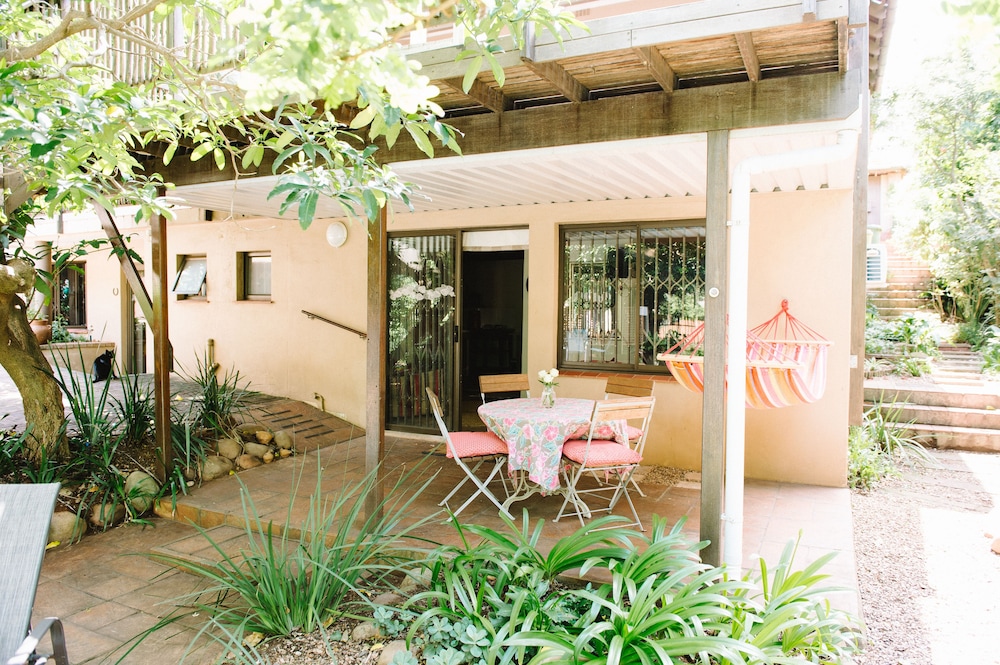 Mackaya Bella Guest House 5/71