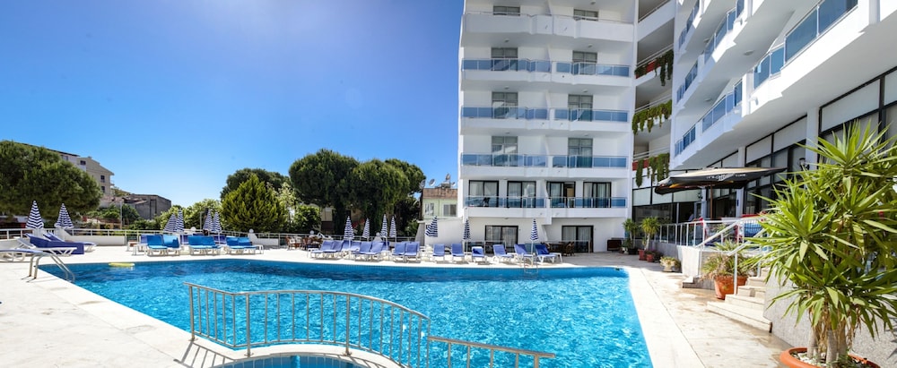 ponz boutique hotel 15/57