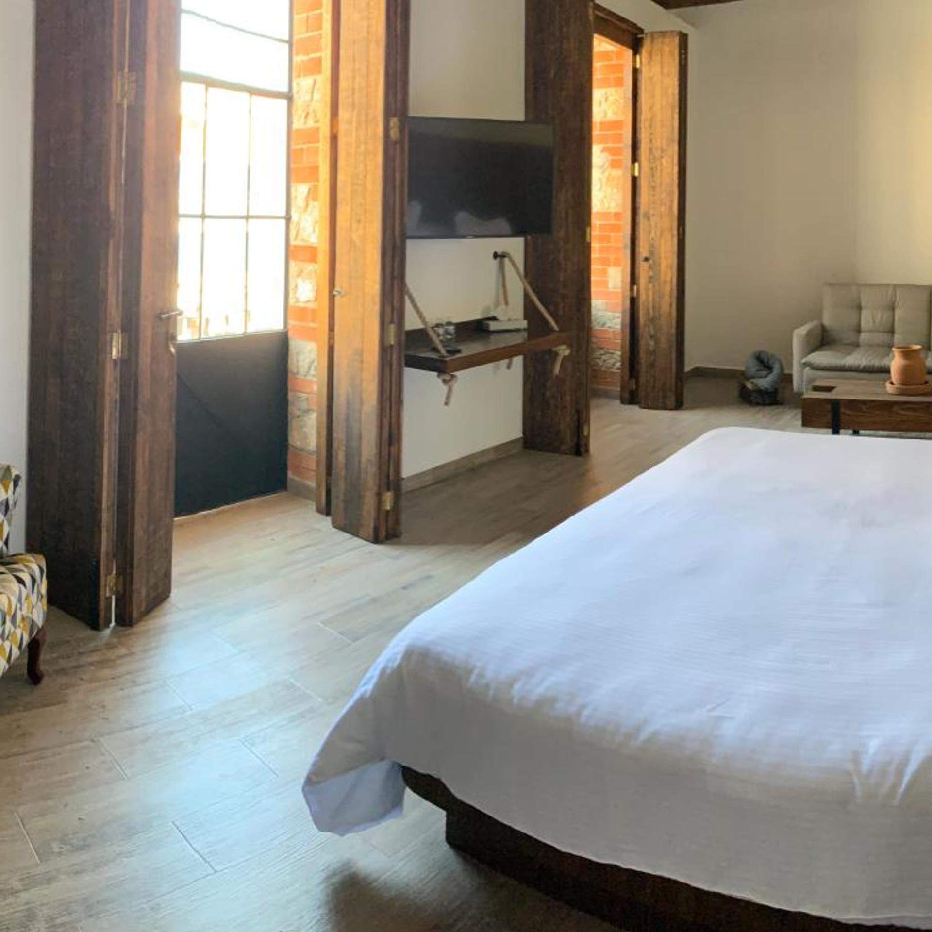 Deluxe, Suite, King Bed