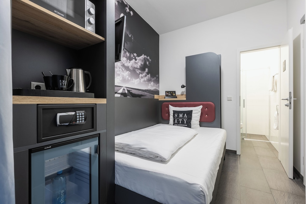 Airport Hotel Dürscheidt 25/56