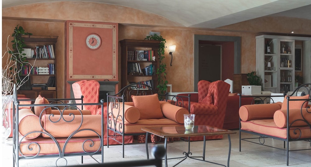 BORGO DI CORTEFREDA 67/92