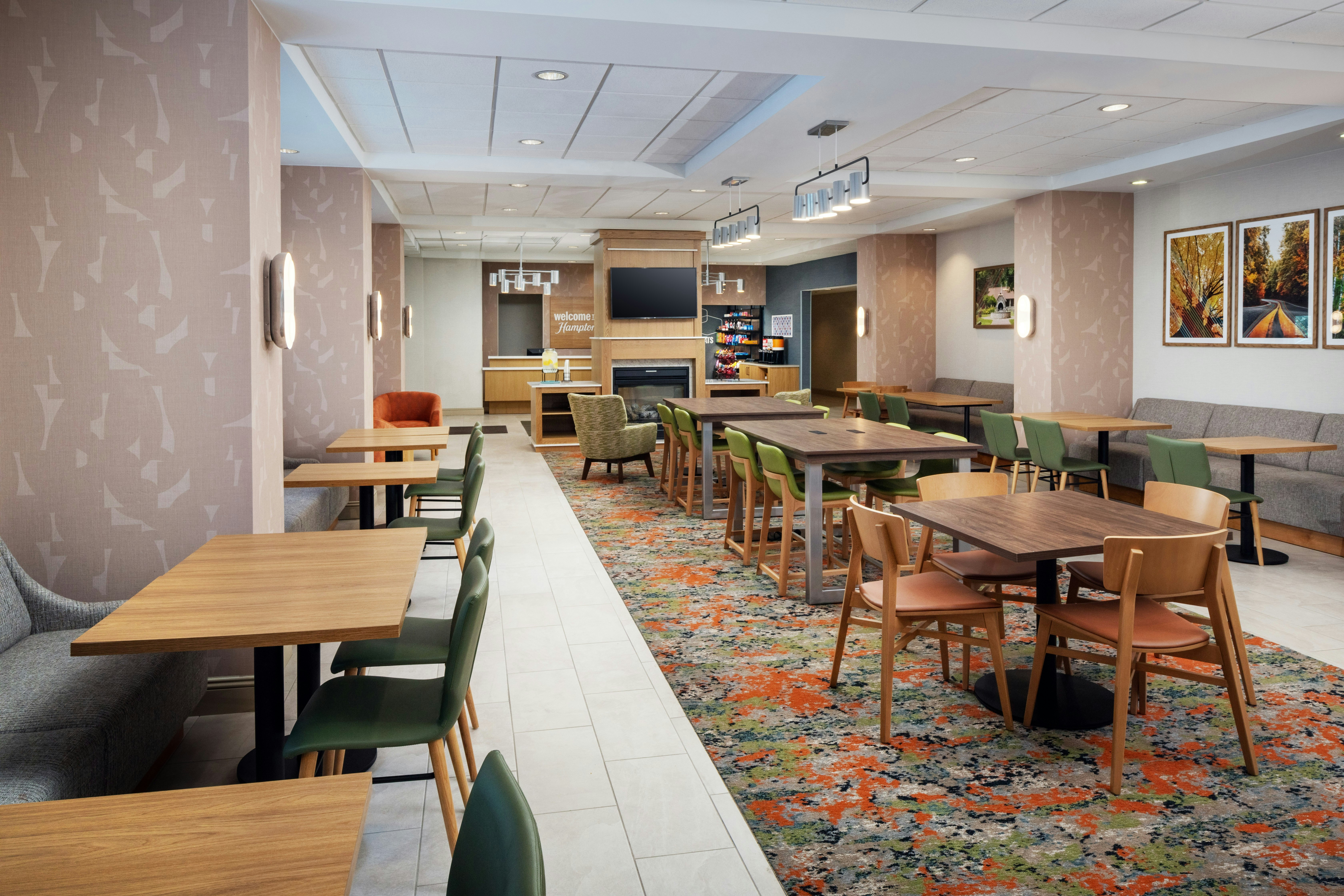 Hampton Inn Nashua 32/43