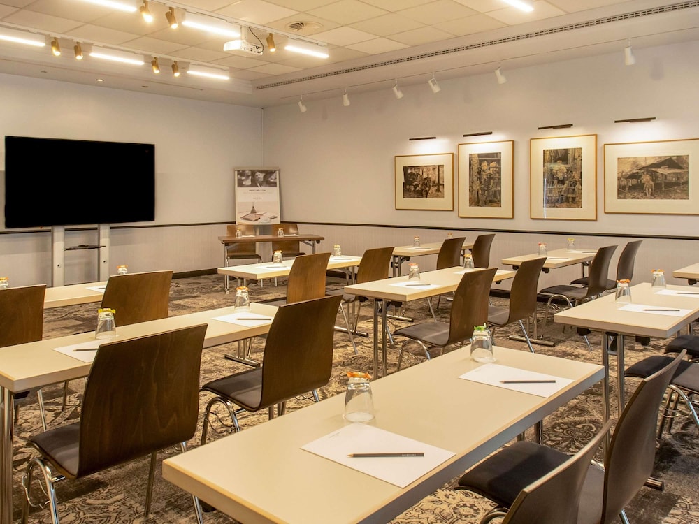 Mercure Hotel Frankfurt Airport Langen 44/49