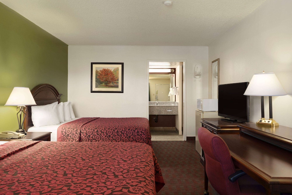 Days Inn by Wyndham Santa Fe New Mexico 44/44