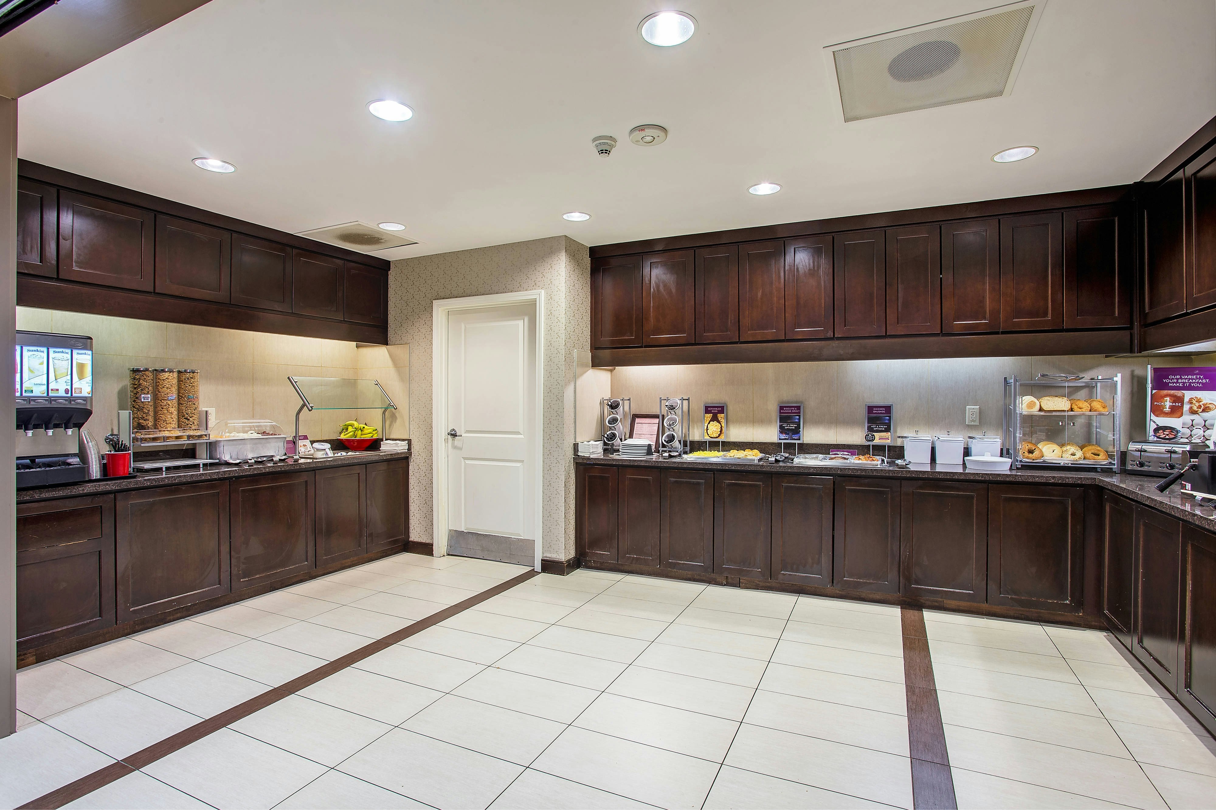 Residence Inn Jackson 3/28