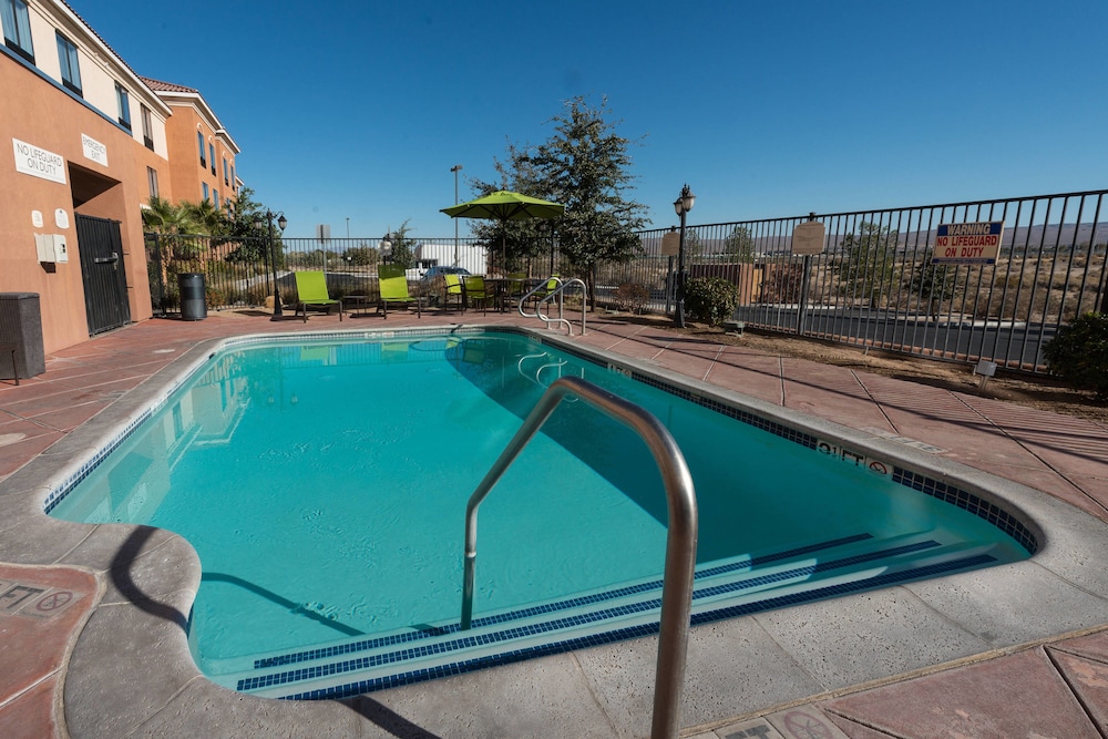 Springhill Suites by Marriott Ridgecrest 24/44