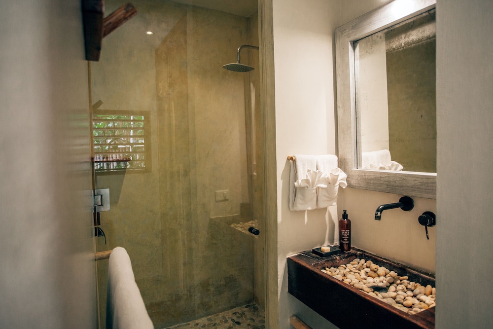Orchid House Tulum Beach 50/50