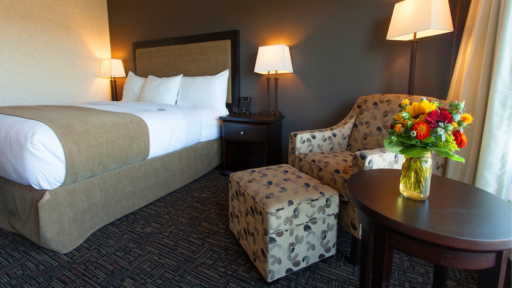 Park Town Hotel 11/67