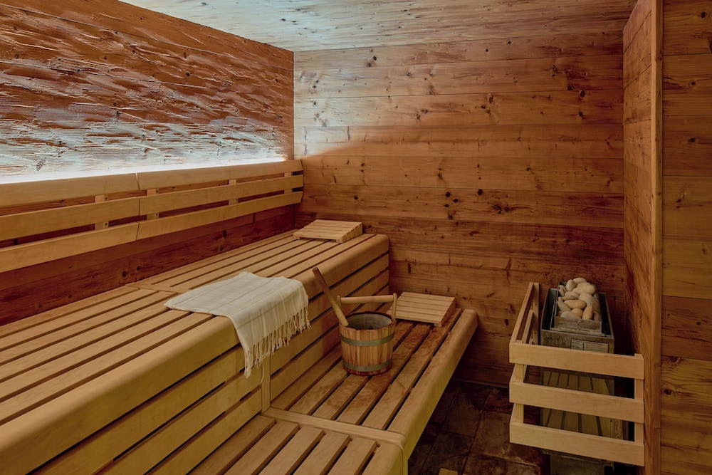 Seminar und Wellnesshotel Stoos 16/43