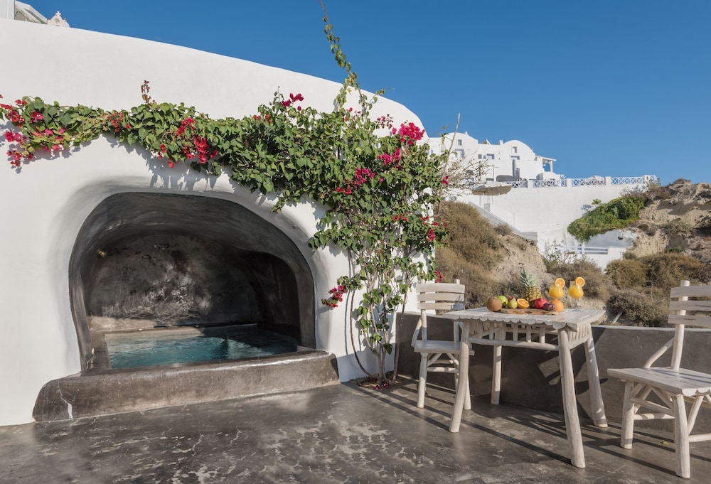 Andronis Boutique Hotel in SANTORINI