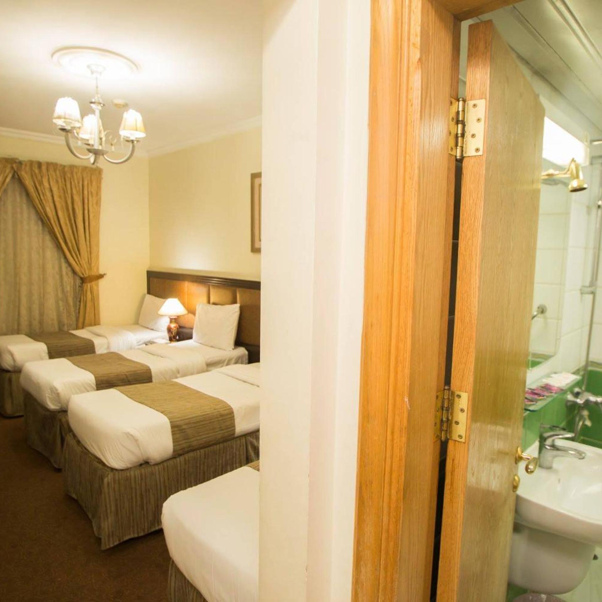 Anwar Al-Zahra Hotel 24/30