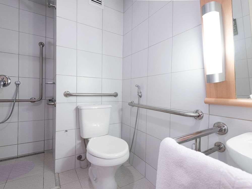 Ibis Larco Miraflores 46/49