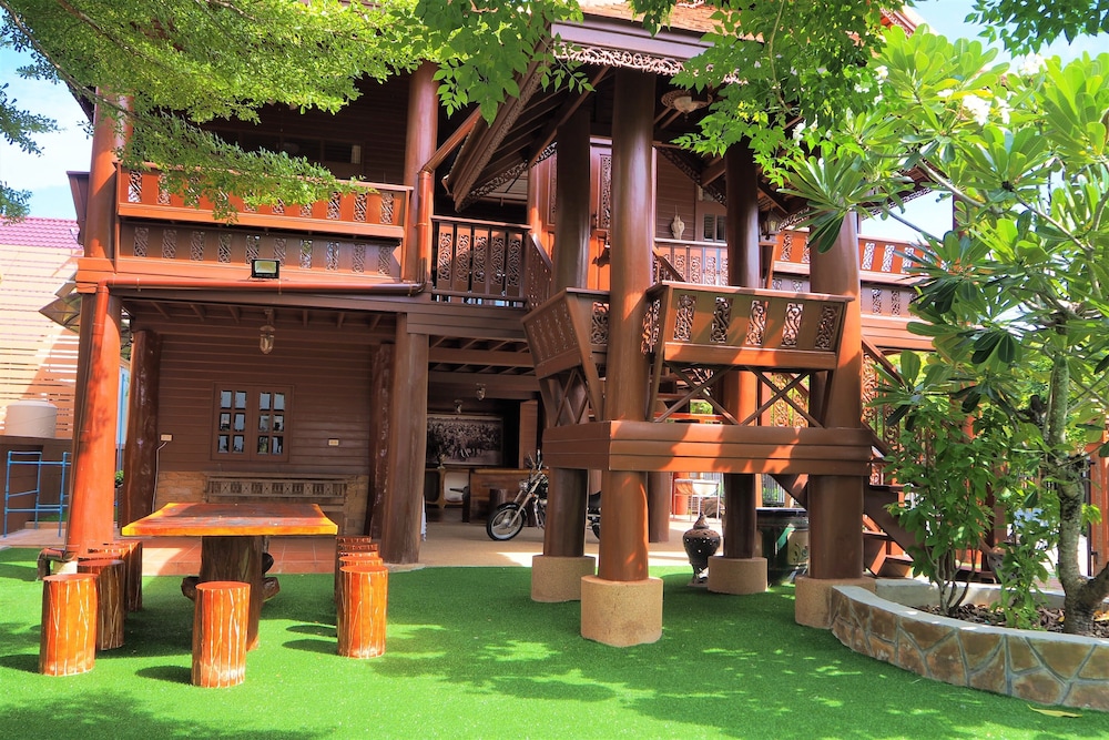 Baan Thai Lanna Pattaya 4/76