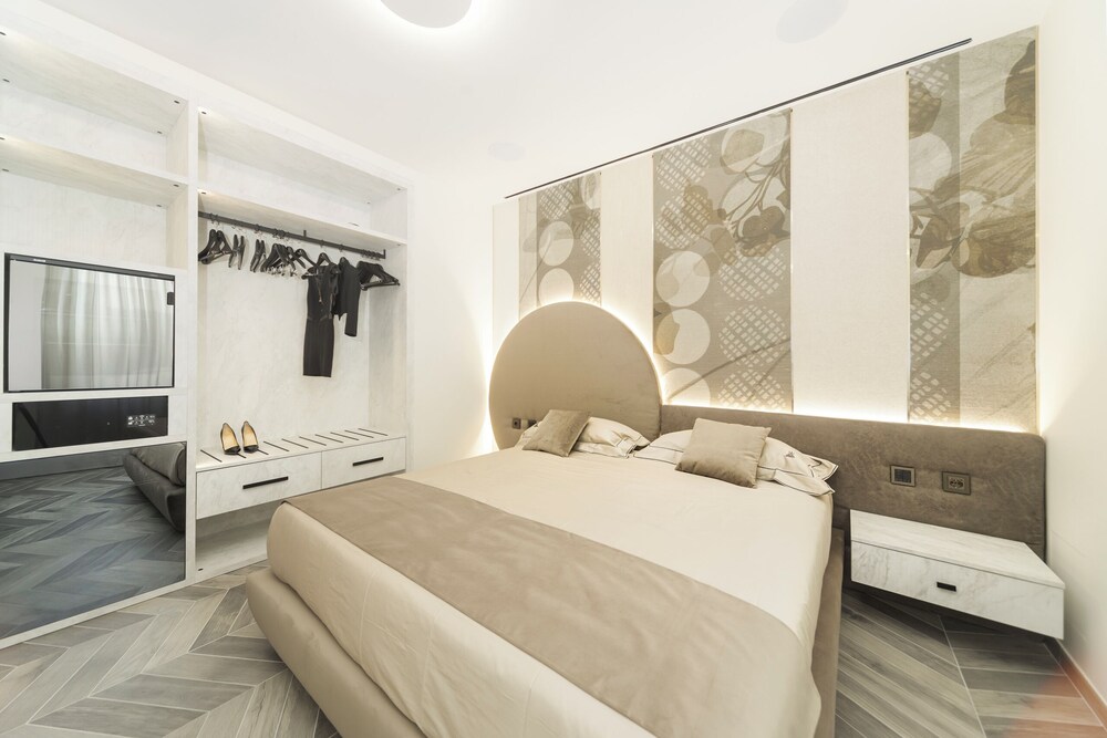 Tritone Luxury Suites Piazza del Popolo 10/29
