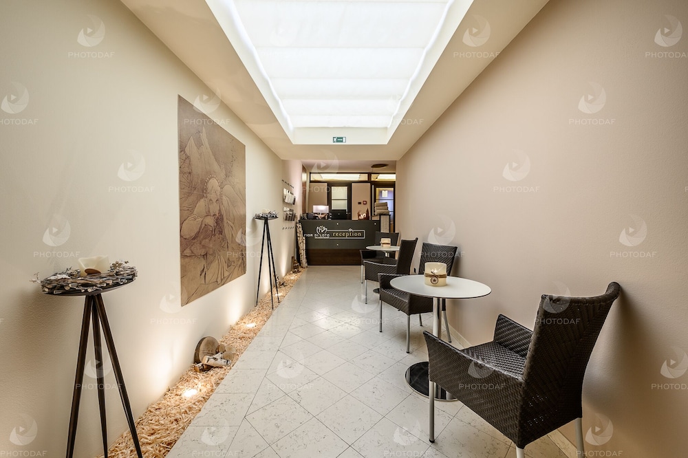 Hotel Palace Ravelli 63/83