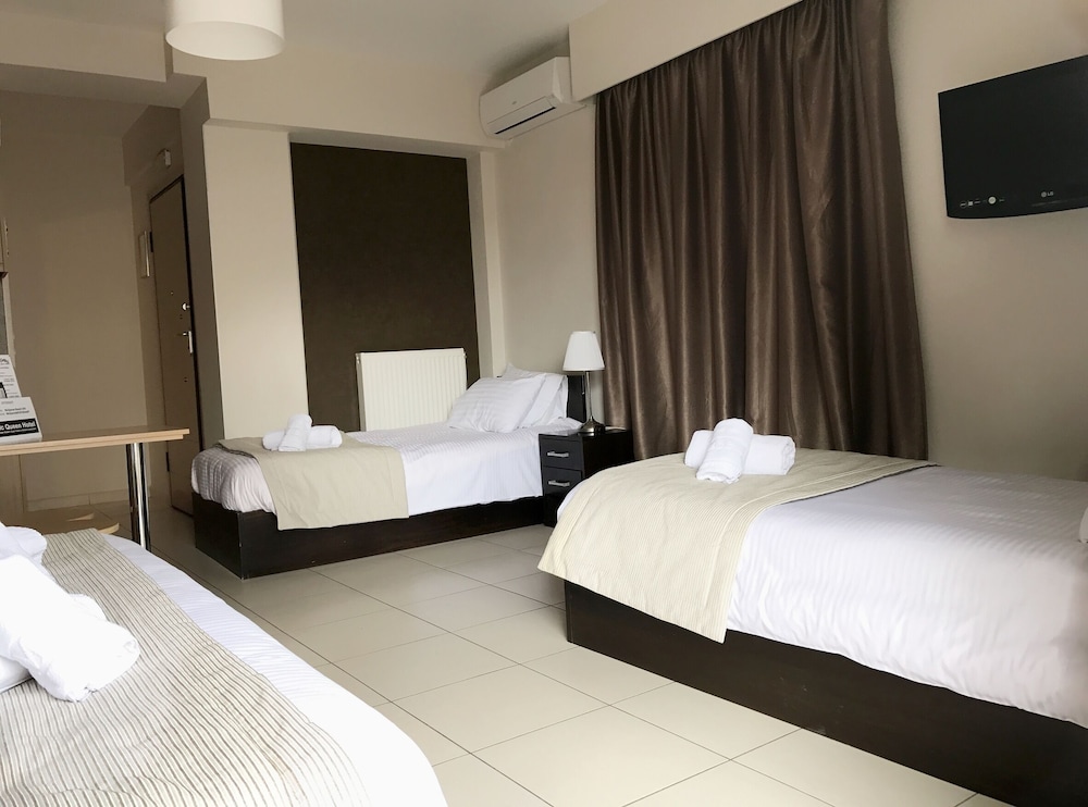 Mc Queen Hotel 25/61